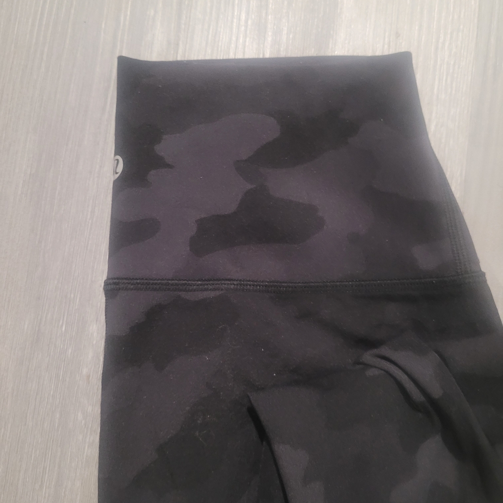 Lululemon Athletica Black Camo Set - Picture 3 of 7